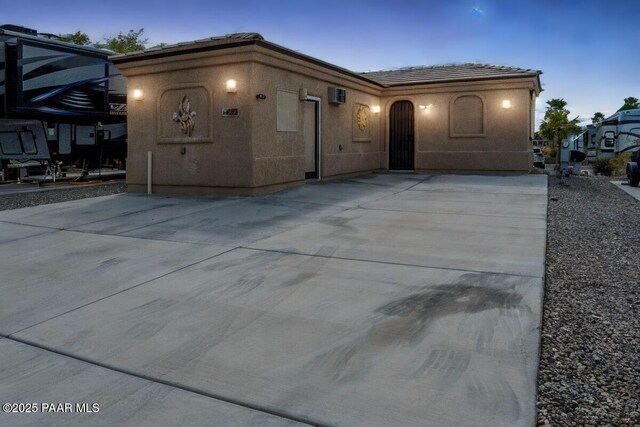 Listing photo 2 for 1905 Victoria Farms Rd, Lake Havasu City AZ 86404