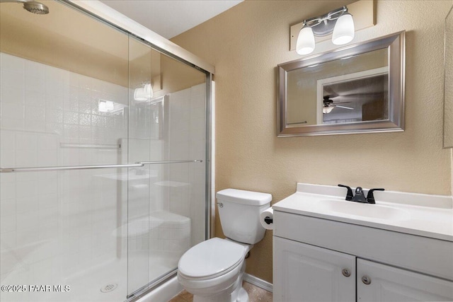 3050 Smokey Rd Unit 20D, Prescott, AZ 86301 - bathroom featuring vanity, a shower stall, a textured wall, and ceiling fan