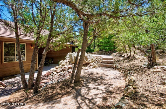 2140 Lone Oak Way, Prescott, AZ 86305 - view of yard with a patio