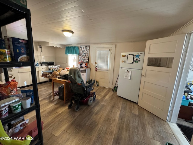 22660 W Old Highway 66, Seligman, AZ 86337