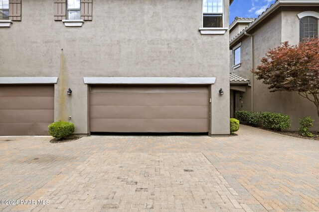 1716 Alpine Meadows Ln Unit 1105, Prescott, AZ 86303 - view of garage