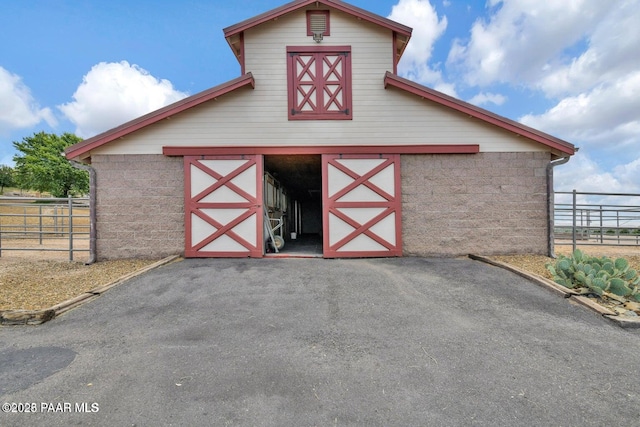 6310 N Michele Ln, Prescott, AZ 86305 - view of barn with an exterior structure