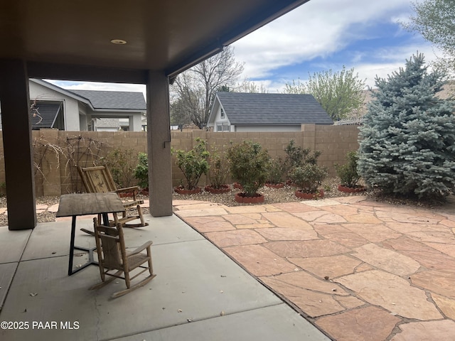5626 N Ardmore Ave, Prescott Valley, AZ 86315 - view of patio featuring fence