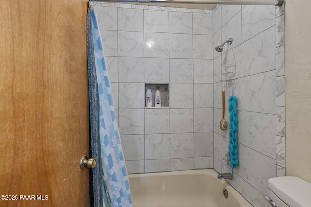 217 Creekside Cir Unit 16G, Prescott, AZ 86303 - full bathroom featuring shower / bath combo and toilet