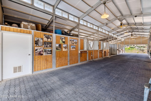13225 N Bull Run Rd, Prescott, AZ 86305 - view of horse barn