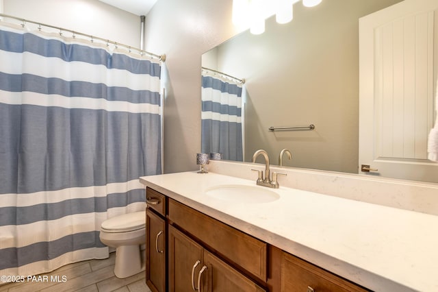 7028 Corral Ct, Prescott, AZ 86305 - full bathroom with vanity and curtained shower