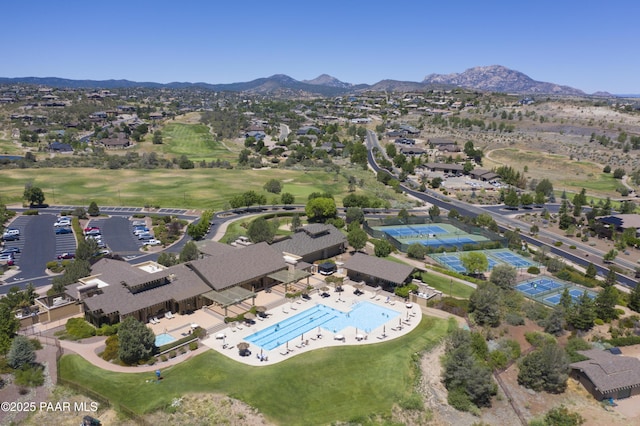 bird's eye view featuring a mountain view