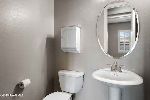 5385 Rocky Vista Dr, Prescott, AZ 86301 - bathroom with toilet and a sink