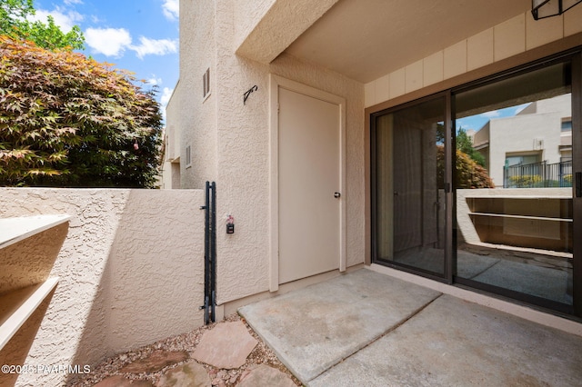 2180 Resort Way Unit S B, Prescott, AZ 86305 - entrance to property featuring a gate and stucco siding