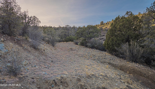 Listing photo 3 for 679 W Lee Blvd, Prescott AZ 86303