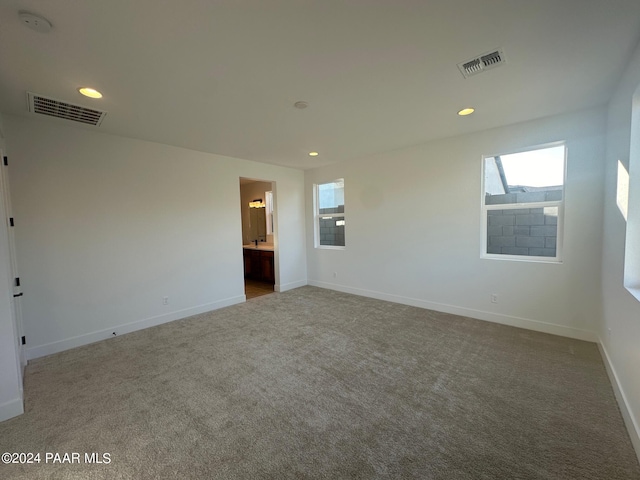 empty room with carpet