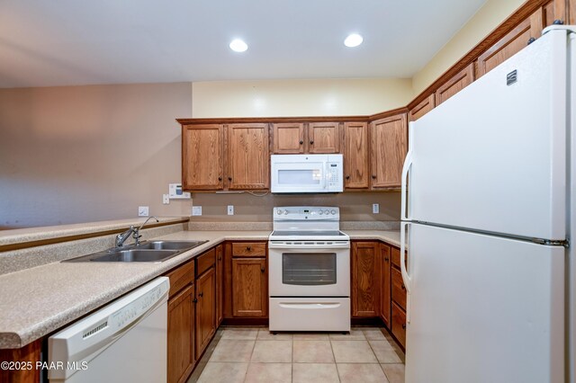 1005 N Rolling Green Rd, Dewey-Humboldt, AZ 86327 - walk in closet with carpet flooring