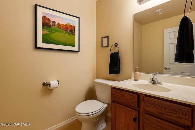 1005 N Rolling Green Rd, Dewey-Humboldt, AZ 86327 - half bathroom featuring toilet and vanity