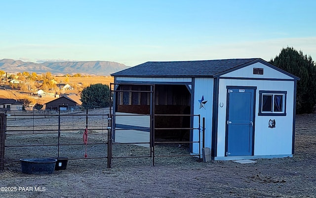 1125 N Wagon Wheel Pl, Chino Valley, AZ 86323 - view of outdoor structure with a mountain view and an exterior structure