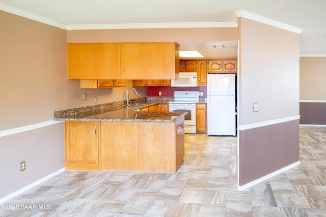 438 Jasmine Ln, Prescott, AZ 86301 - kitchen with white appliances, a peninsula, a sink, dark stone countertops, and ornamental molding