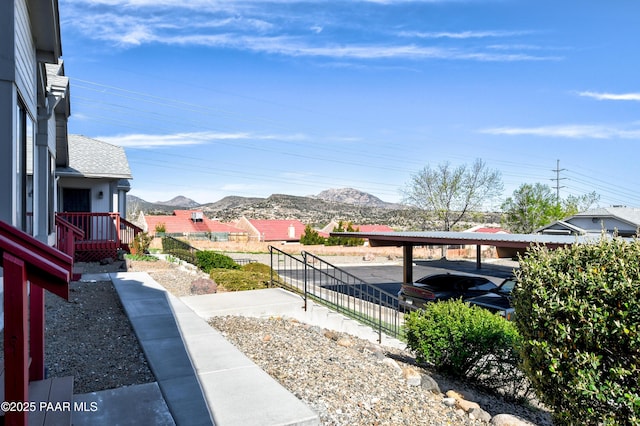 view of yard with a mountain view