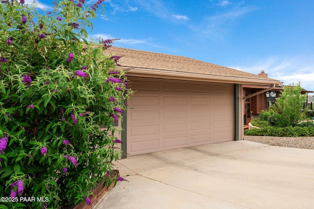 2770 Ridge Rd, Prescott, AZ 86301 - garage featuring driveway