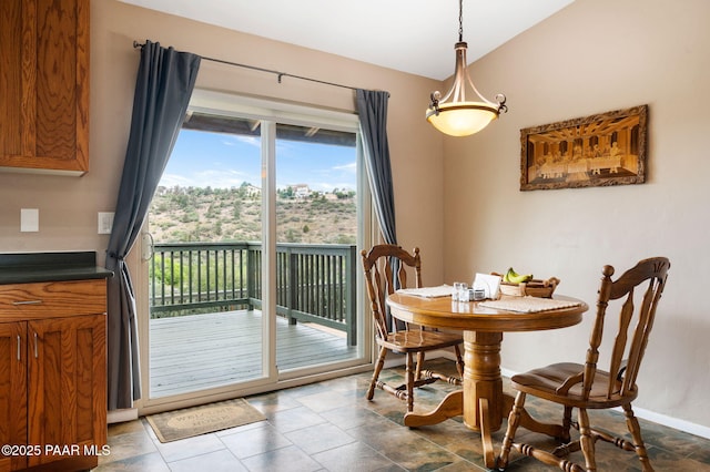 2770 Ridge Rd, Prescott, AZ 86301 - dining space with baseboards