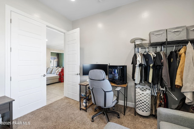office area with carpet