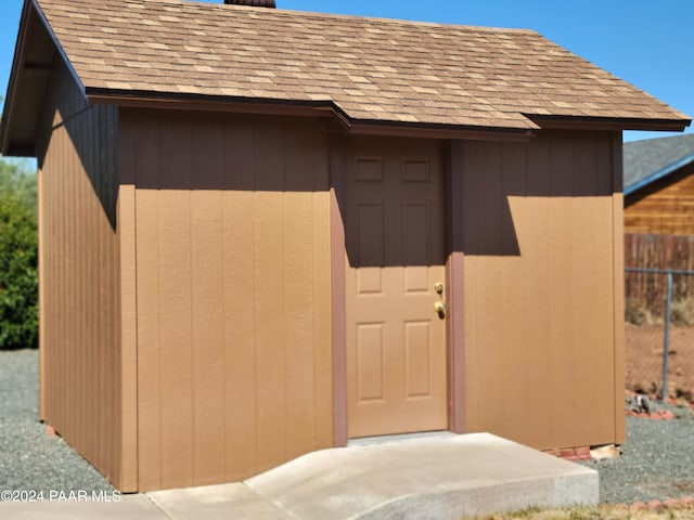 view of outbuilding