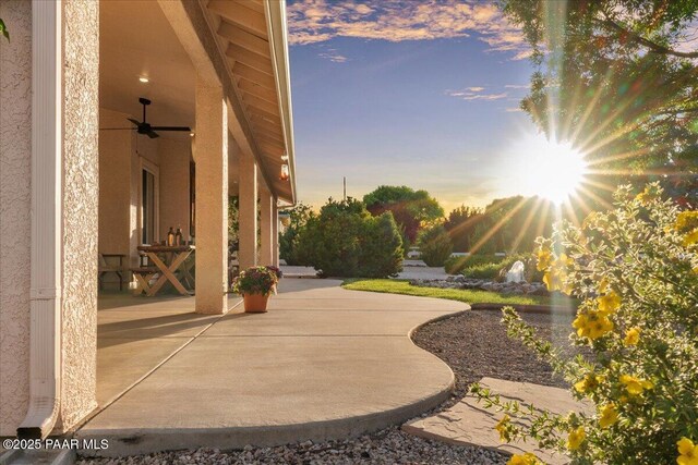 977 Kristin St, Chino Valley, AZ 86323 - view of patio with ceiling fan