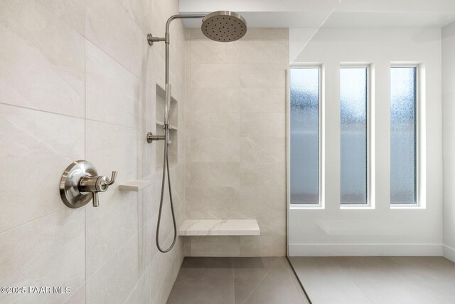 1148 S Lakeview Dr, Prescott, AZ 86301 - full bath with a tile shower
