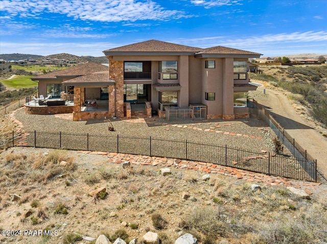 7420 E Reins Ct, Prescott Valley, AZ 86314 - rear view of property featuring a patio area and a mountain view