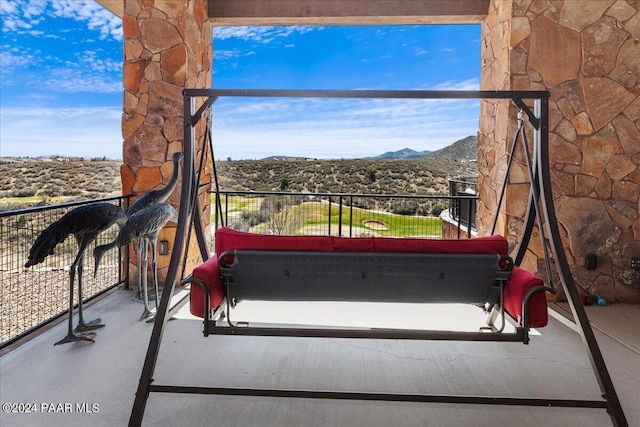 7420 E Reins Ct, Prescott Valley, AZ 86314 - workout area featuring a mountain view and healthy amount of natural light