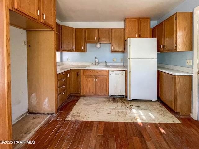 532 Canyon Springs Rd, Prescott, AZ 86303 - kitchen featuring white appliances, brown cabinets, wood finished floors, and light countertops