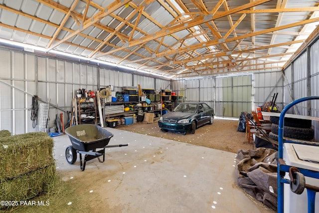 8910 S Steven Trl, Kirkland, AZ 86332 - garage with metal wall
