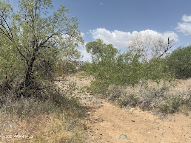 16725 S Redondo Cir, Cordes Lakes, AZ 86333