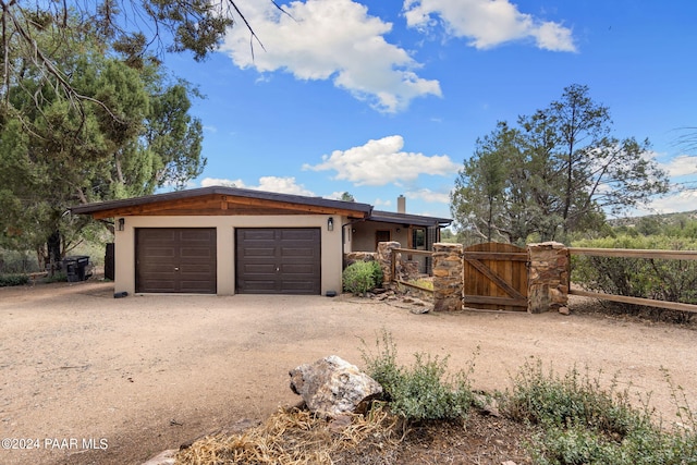 view of front facade with a garage