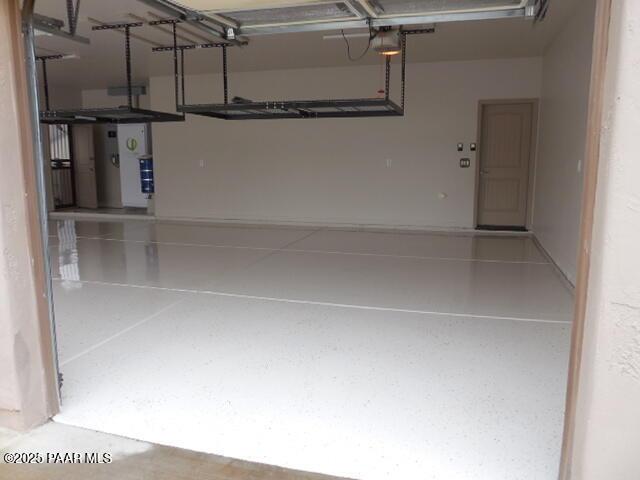 3575 N Meadowlark Dr, Prescott Valley, AZ 86314 - view of garage