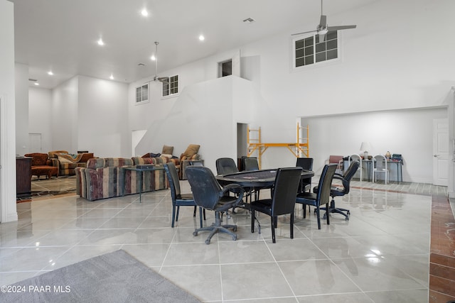 dining space with ceiling fan