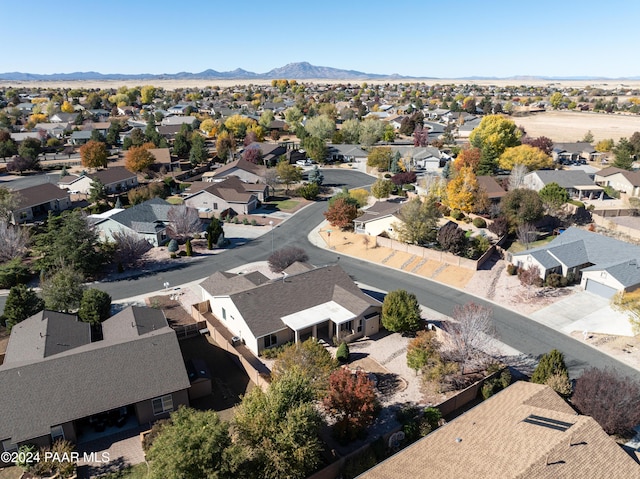 bird's eye view featuring a mountain view