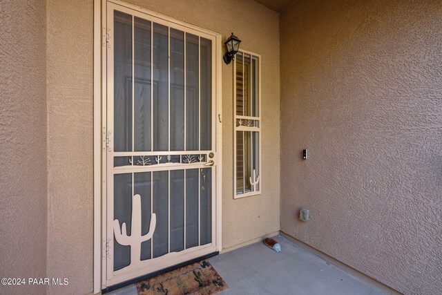 view of entrance to property