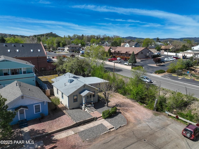 bird's eye view featuring a mountain view