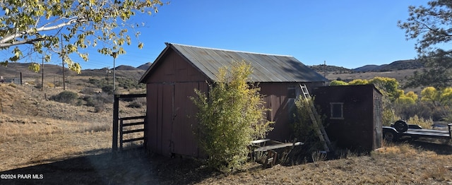 12995 E Main St, Dewey-Humboldt, AZ 86329 - view of outdoor structure with a mountain view