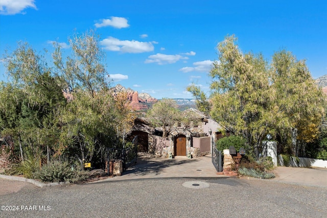 view of front facade with a mountain view