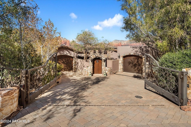 view of front of property featuring a garage