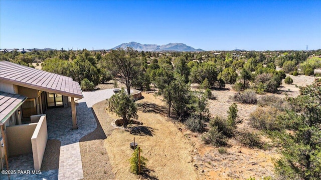 bird's eye view featuring a mountain view