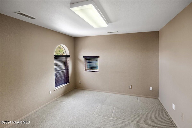 414 N Fitzmaurice Dr, Prescott, AZ 86303 - unfurnished room with baseboards, visible vents, and carpet floors