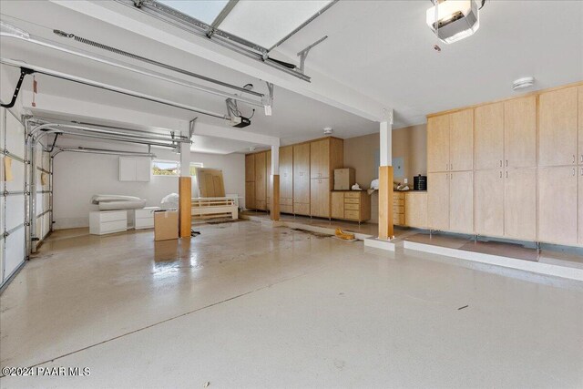 414 N Fitzmaurice Dr, Prescott, AZ 86303 - garage with a garage door opener