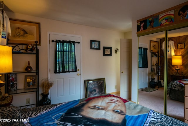 55409 Madre Cir, Seligman, AZ 86337 - carpeted bedroom featuring a closet
