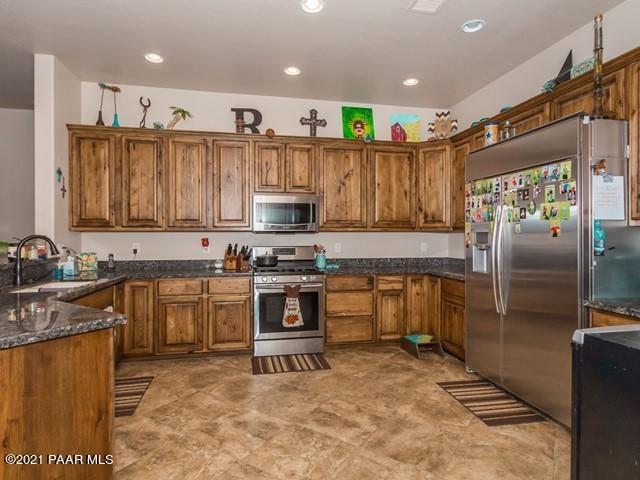 785 N Rd 1 W, Chino Valley, AZ 86323 - photo 10