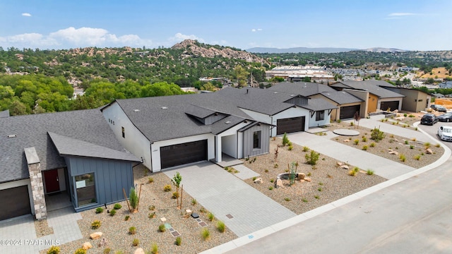 bird's eye view with a mountain view