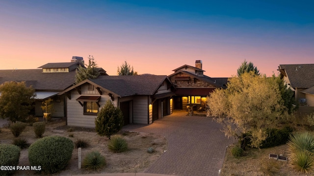 view of front facade with a garage