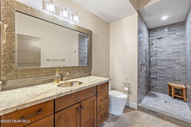 965 Northwood Loop, Prescott, AZ 86303 - full bath with tiled shower, vanity, tasteful backsplash, and recessed lighting