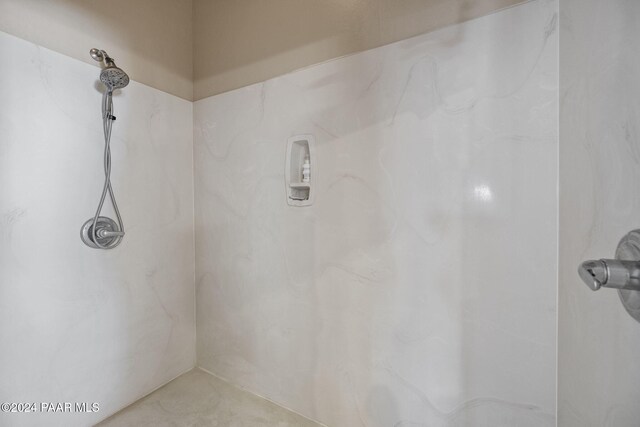 bathroom with walk in shower