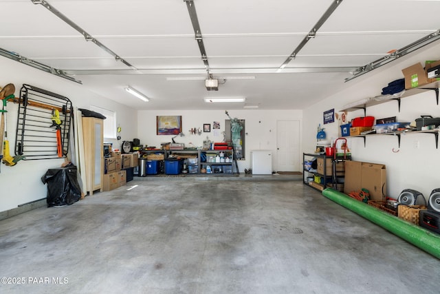 5420 N Mesquite Dr, Prescott Valley, AZ 86314 - garage with a garage door opener